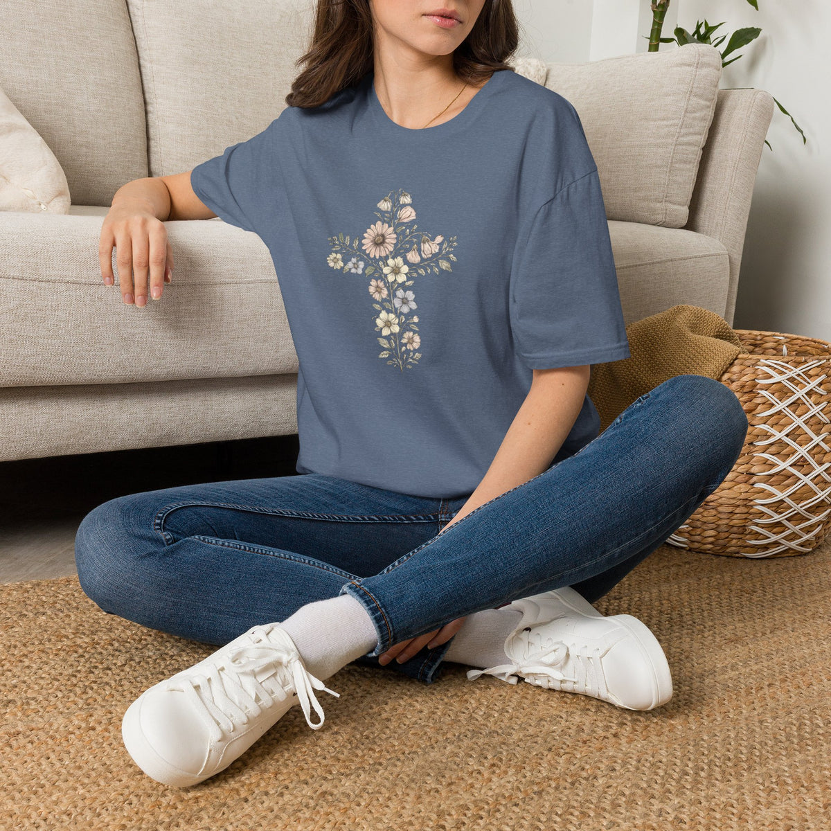 Floral cross bouquet T-Shirt